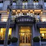 Royal Hotel Paris Champs Elysees