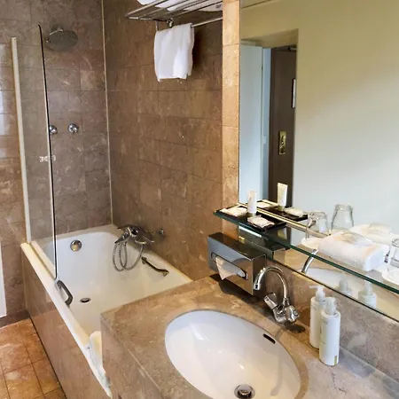 Hotel Royal Champs Elysees Parigi