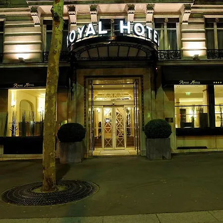 Hotel Royal Champs Elysees 4*