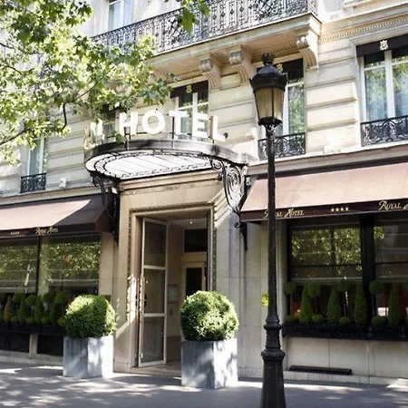 Hotel Royal Champs Elysees 4*