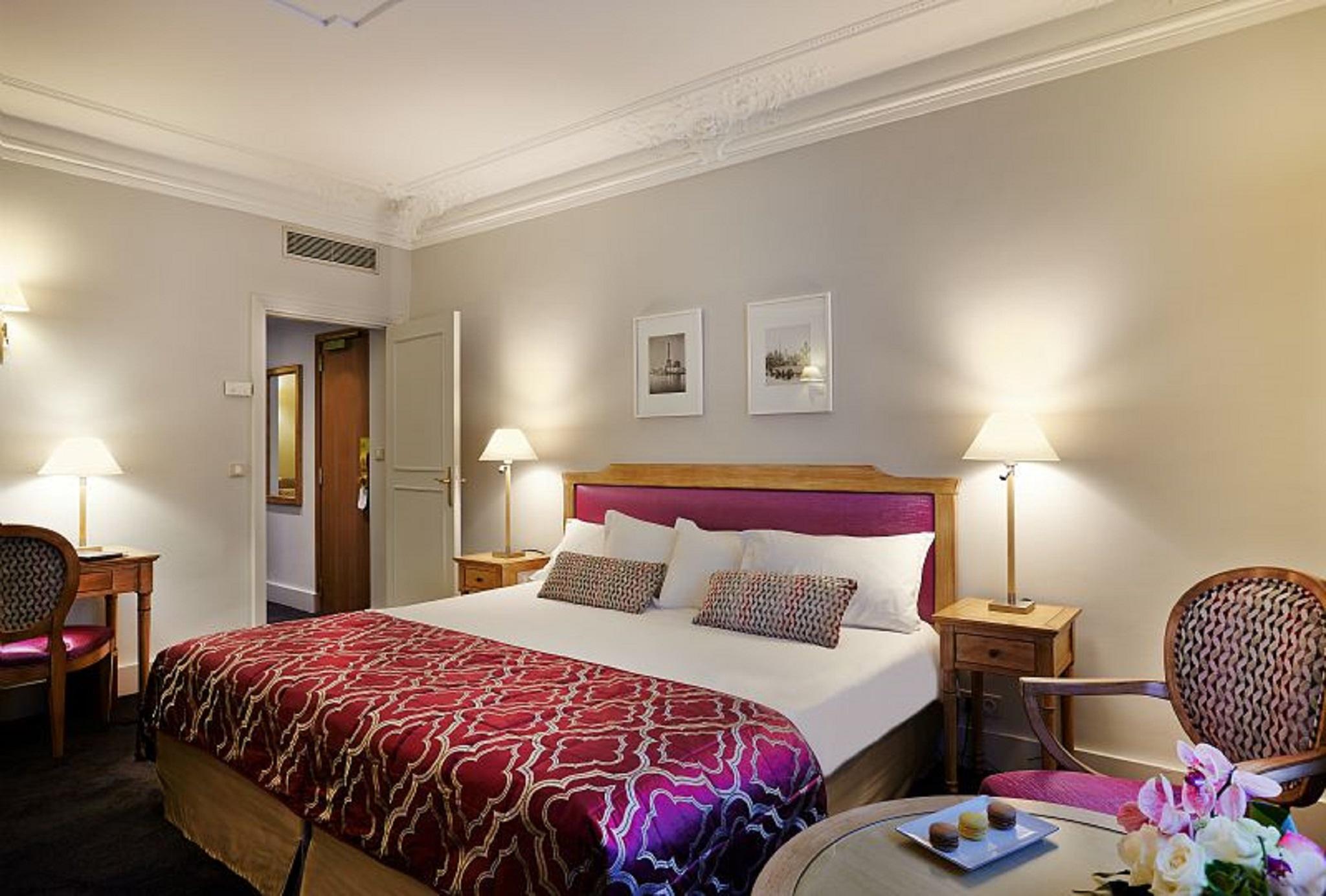 Hotel Royal Champs Elysees