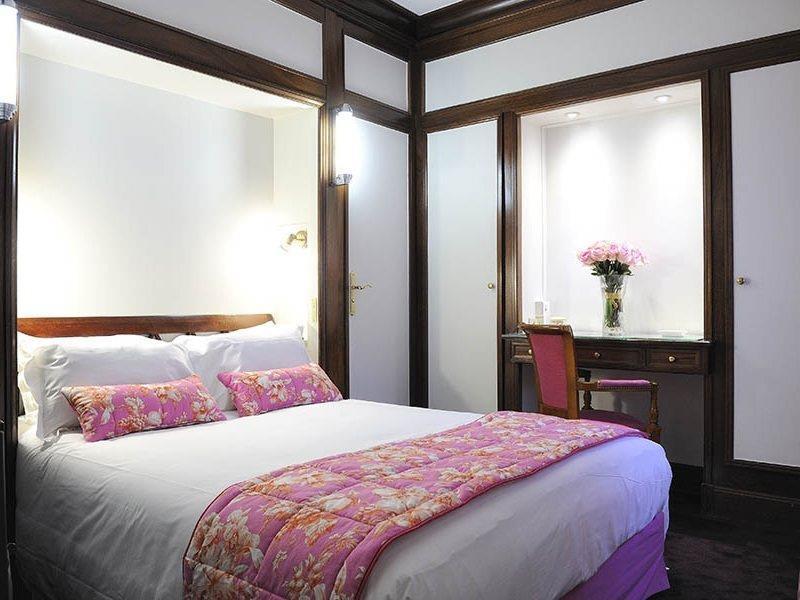 Hotel Royal Champs Elysees