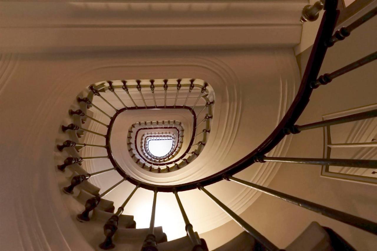 Royal Champs Elysees Hotel Paris